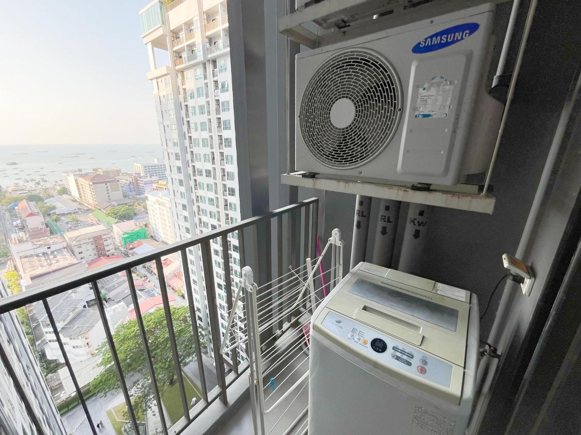 The Base Prime Apartment Pattaya ภายนอก รูปภาพ